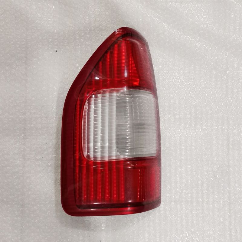 Stoplamp Lampu Belakang Isuzu DMax 2003 Kiri