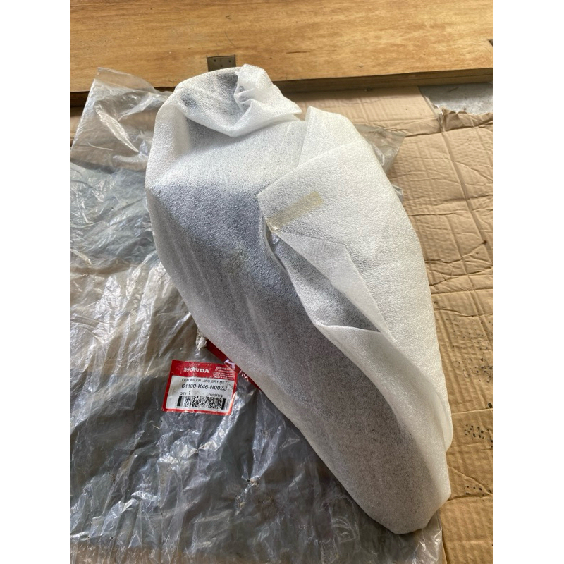 Spakbor Depan Grey Metalic Honda Vario 110 eSP 61100K46N00ZJ