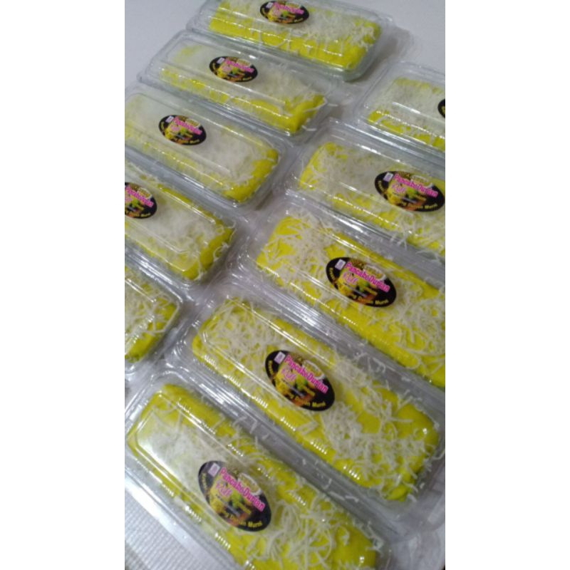 

PANCAKE DURIAN ROLL/KUE DURIAN