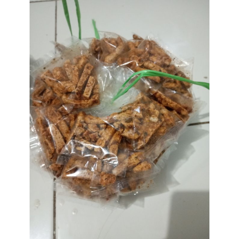 

Cemilan|basreng|pedasgurih|makananringan