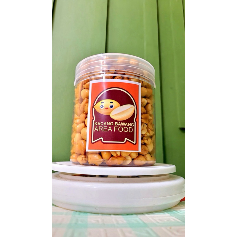 

Kacang Bawang Gurih kemasan toples berat +-400gram