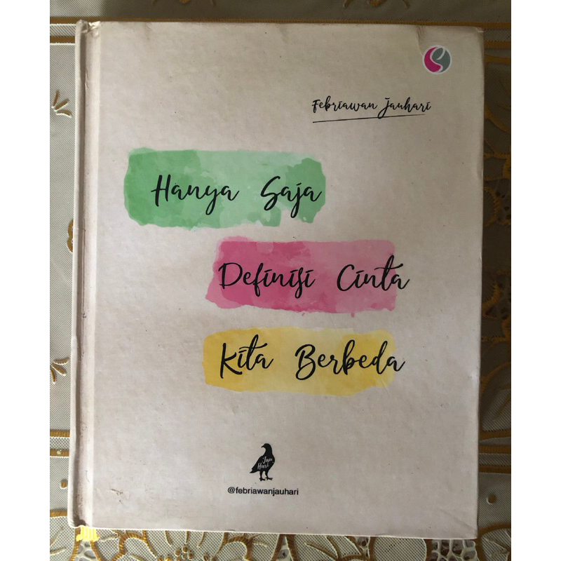 Preloved Buku Hanya Saja Definisi Cinta Kita Berbeda by Febriawan Jauhari