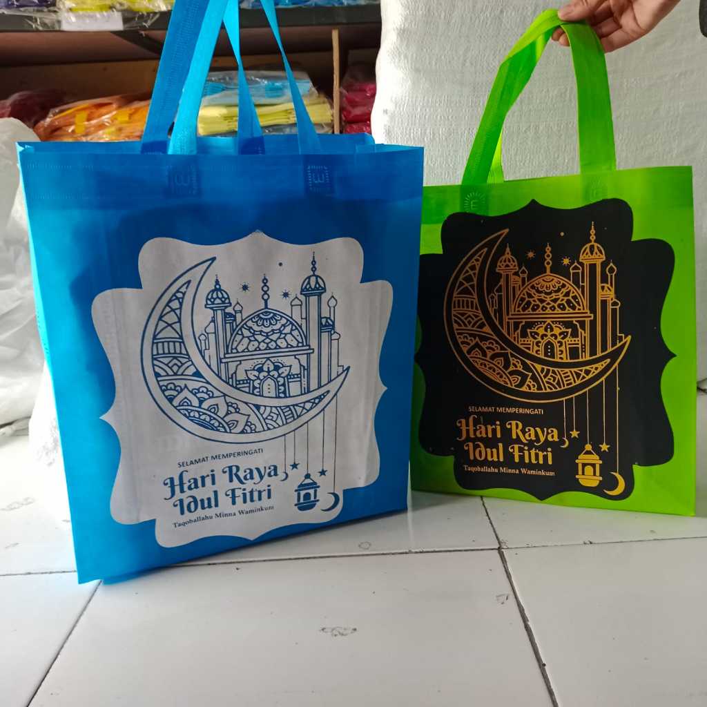

12 Pcs Tas Spunbond TAS LEBARAN IDUL FITRI PREMIUM SABLON 2 WARNA Box 35x46x12 l GoodieBag Idul Fitri