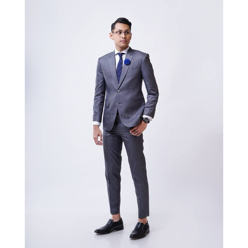 Setelan jas pria abu tua slim fit