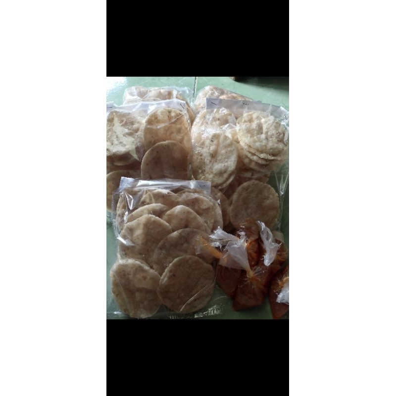 

Krupuk kering asli kapong Pempek Free sambal