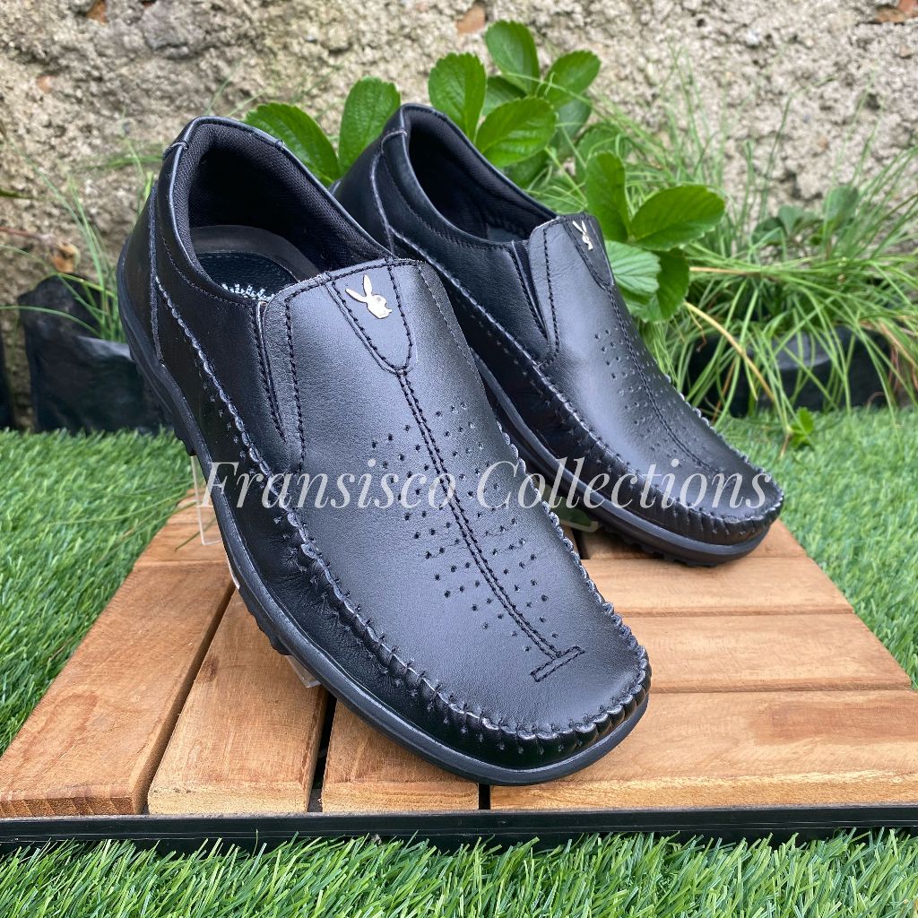 Sepatu Kasual Pria Kulit Asli Hitam Polos