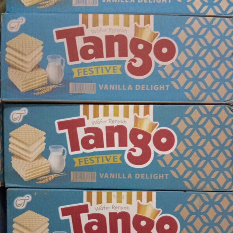 

Tango wafer kaleng Vanilla 1dus karton isi 6