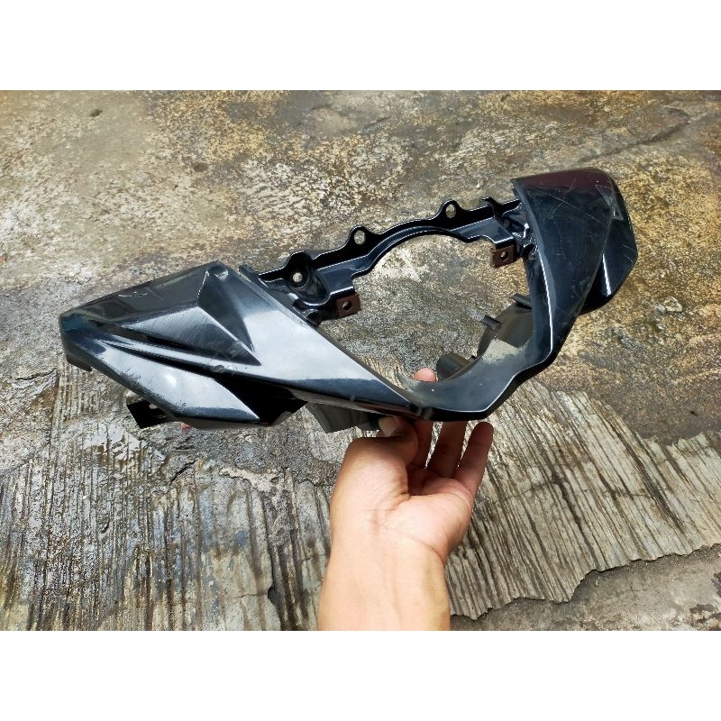 Cover Batok Sarang Lebah Batok Kepala Depan Yamaha Xeon GT Original Bekas Copotan Motor Second 2nd