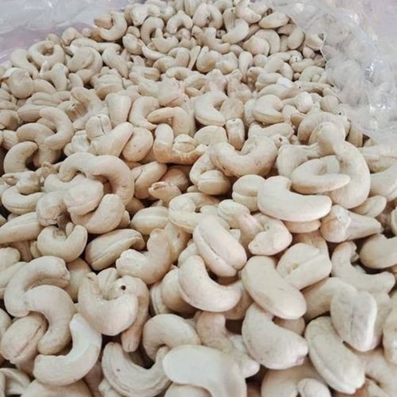 

Kacang Mede Super 1Kg