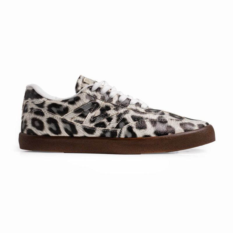 MARQUE ‘GUSTAV Safari Series’ Snow Leopard - Sepatu Kasual MARQUE.CO untuk Pria Wanita dengan Motif 