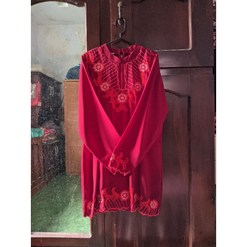 PRELOVED Tunik Bordir