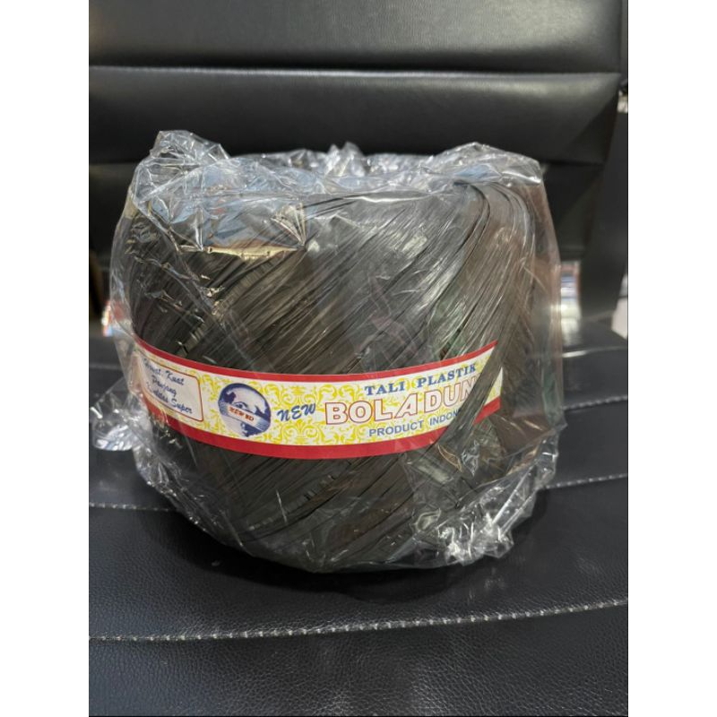 

Tali Rafia Cap Bola Dunia Full 1kg