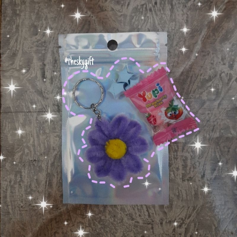 

A1-MINI GIFT KEYCHAIN FLOWER FREEBIES YUPI LOVE