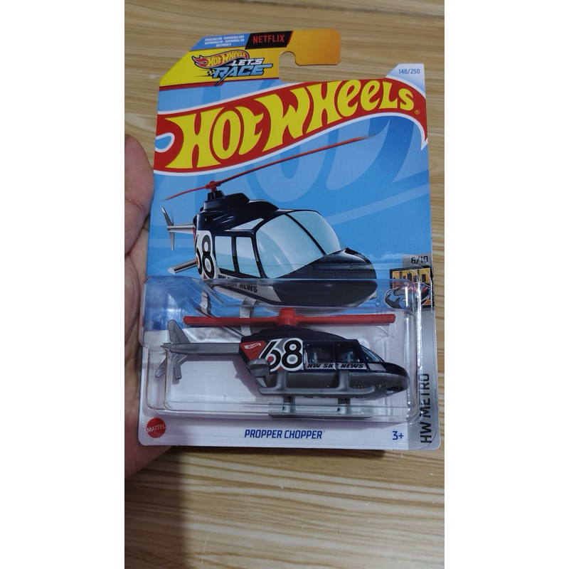 Hot Wheels Propper Chopper Model Helikopter Biru