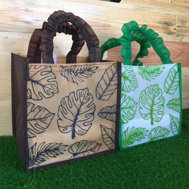 

Tas Spundbond Untuk Kemasan/Bingkisan Makan Dapur Hemat Catering