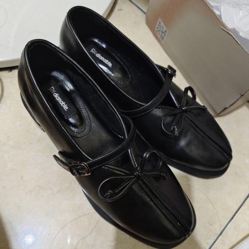 [Preloved] DIANABLE RACHEL VAMP Flatshoes