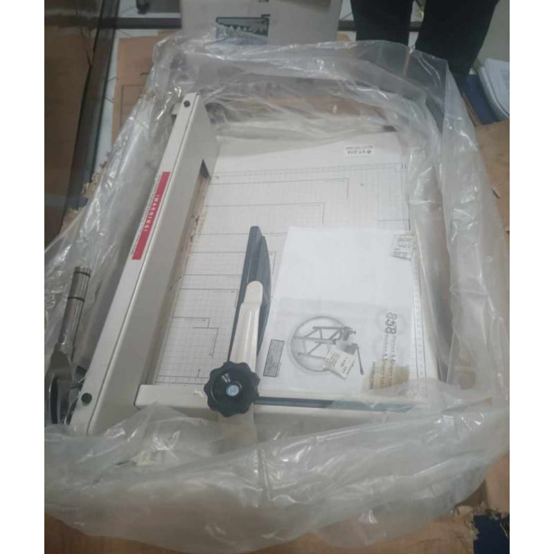 

MESIN POTONG KERTAS VTEC 858 A3