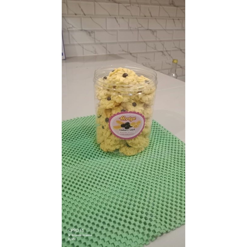 

semprit/mawar cookies ukuran 800ml toples tabung