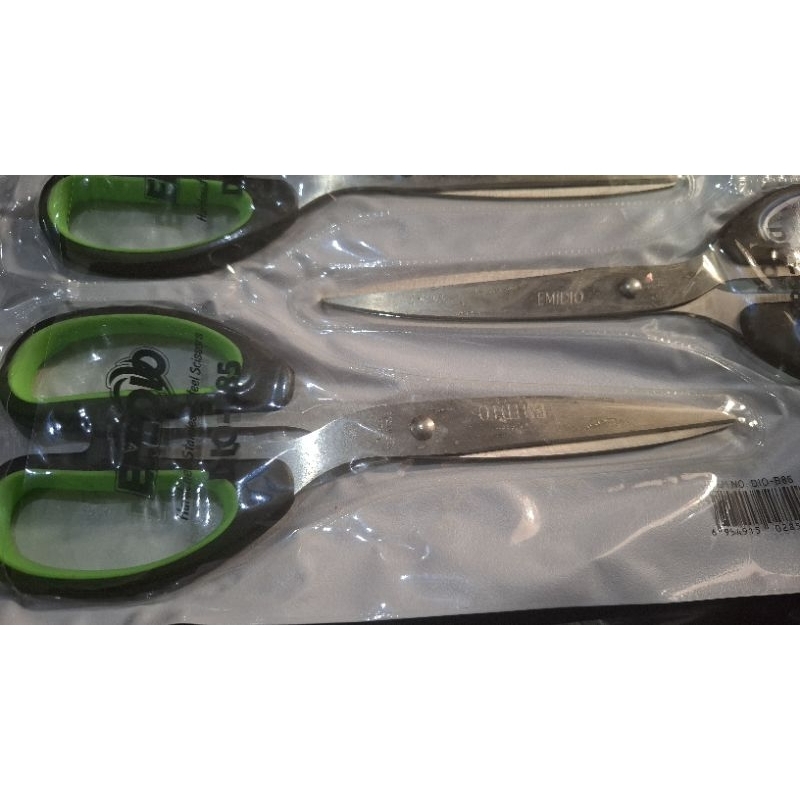 

Gunting Besar 1 Lembar isi 12 pcs