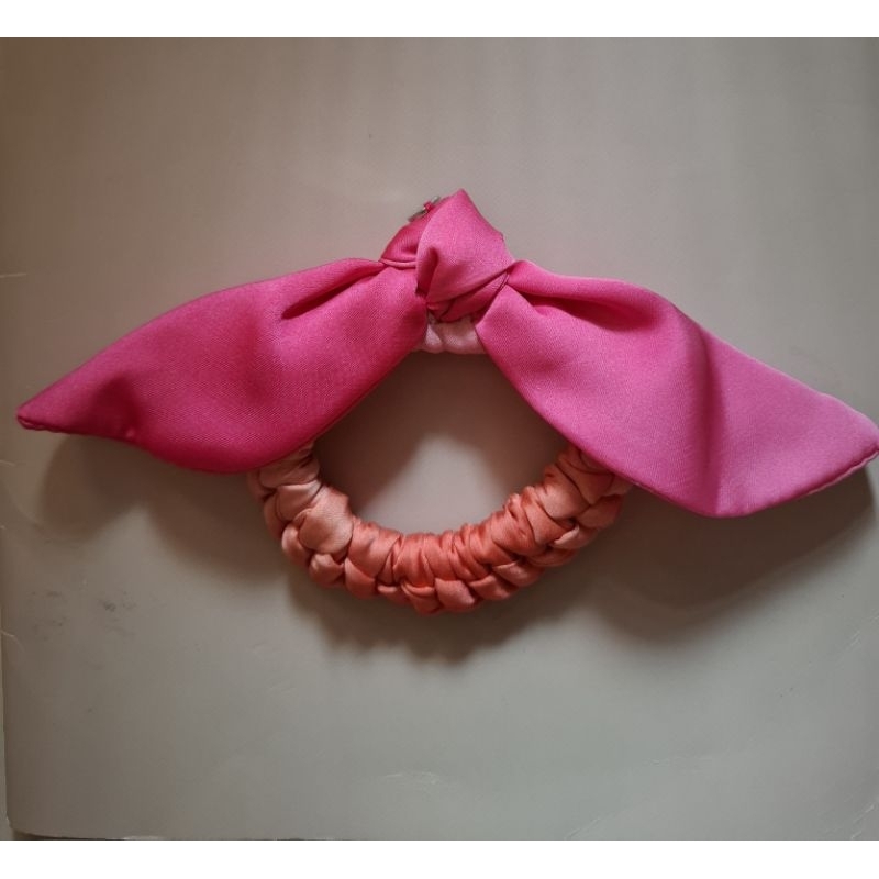 Handmadepita x Mmehuillet Milli Ikat Rambut