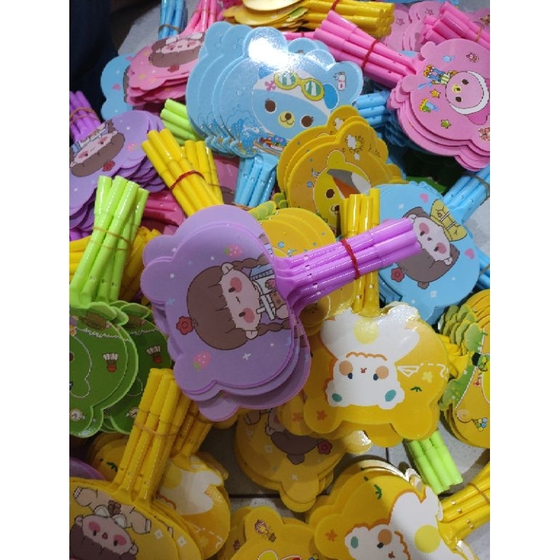 10pc Kipas pulpen, pulpen kipas karakter