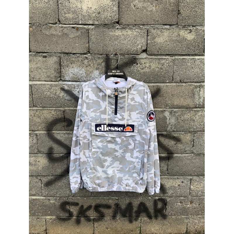 Ellese mont camo