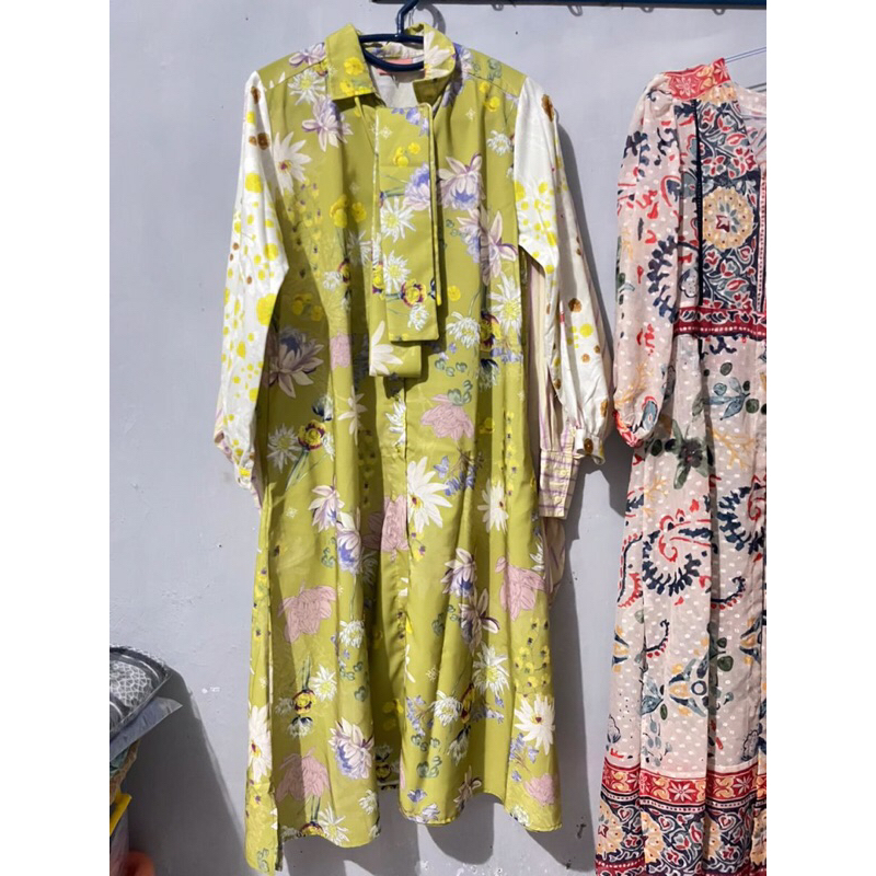 PRELOVED RIA MIRANDA blouse