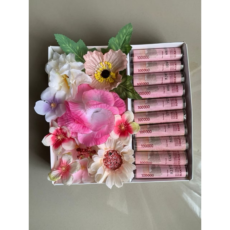 Buket Uang Asli Pecahan 50rb dan 100rb (300rb, 500rb, 1jt) Buket Wisuda - Buket Ultah Box Uang Asli