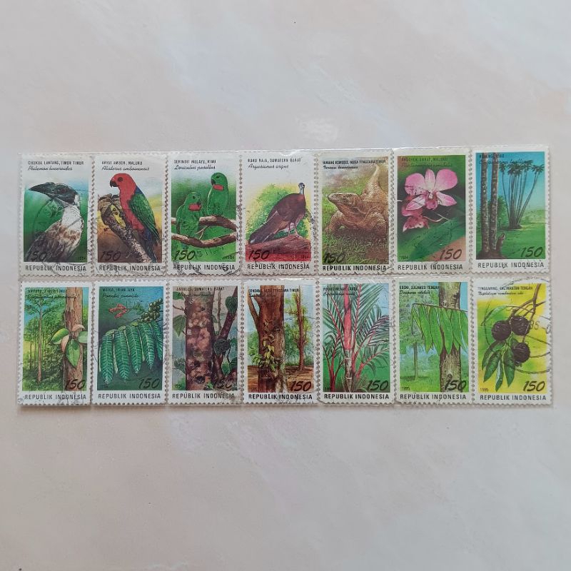 

(AC) Perangko Indonesia 1994 & 1995 Seri Cinta Puspa dan Satwa Seri 2 & 3 Set 14 pcs Used
