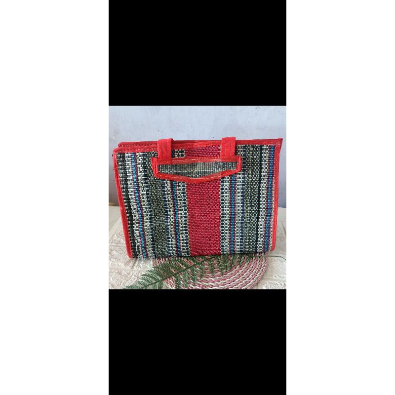 

Tas hajatan anyam