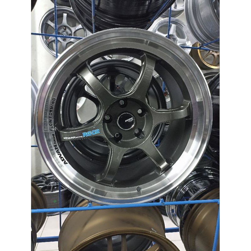 velg mobil RGD2 R18