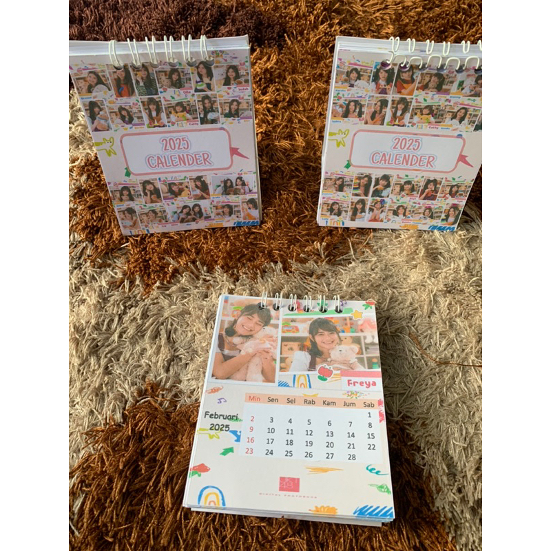 

Kalender Meja - Kalender Mini JKT48