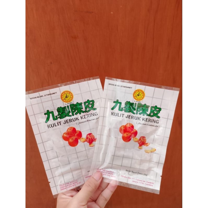

Kulit jeruk kering asin per pcs