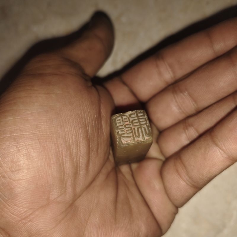 

barang antik kuno stempel langka dari batu