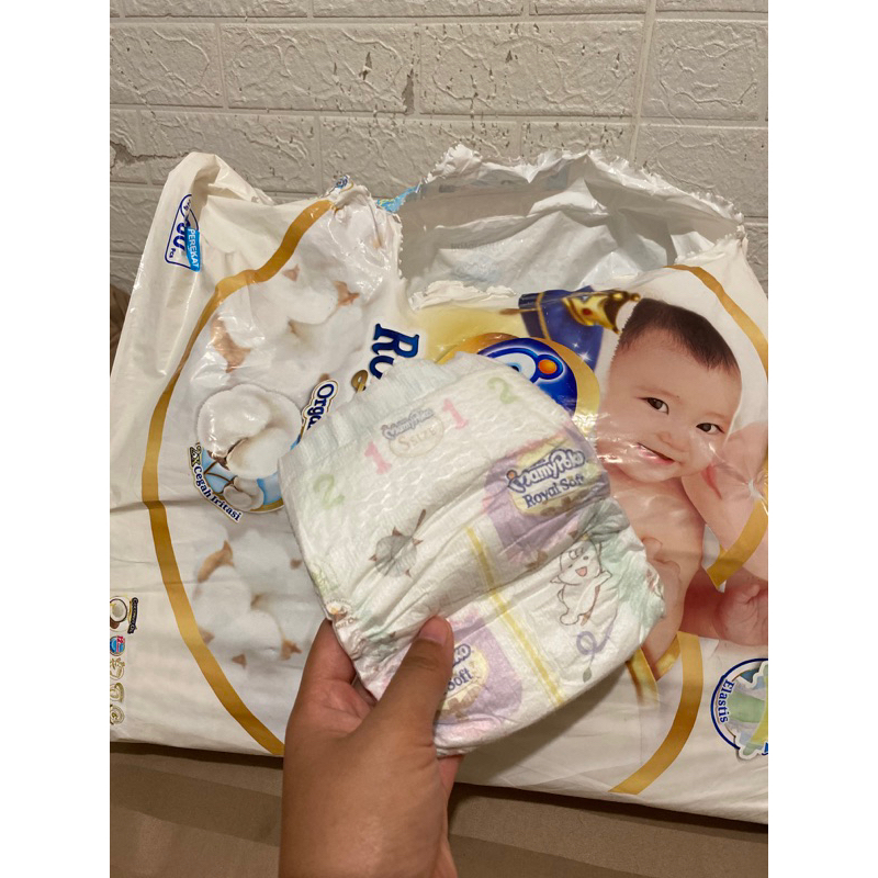 Promo 1 Ball Pampers Royal Soft MamyPoko ukuran S Perekat / Tape