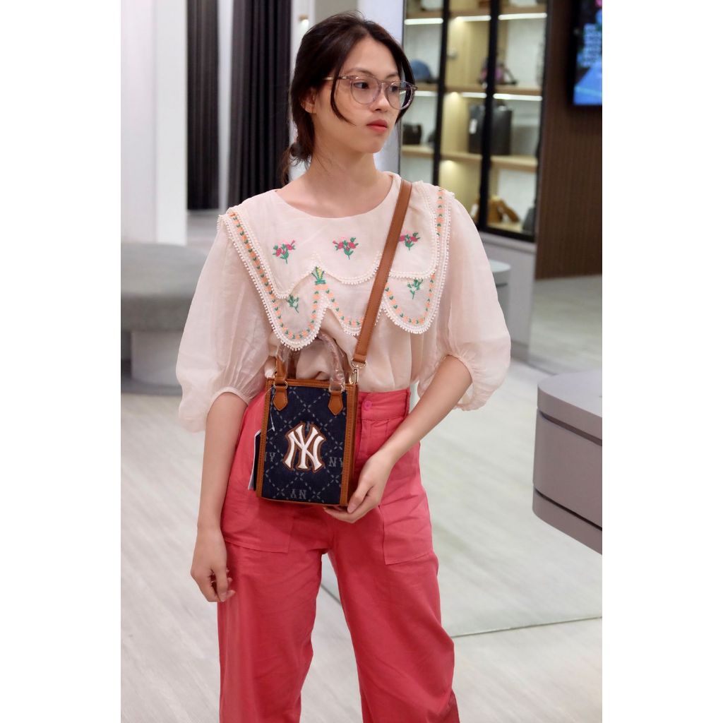 MLB BROWN NAVY PHONE BAG