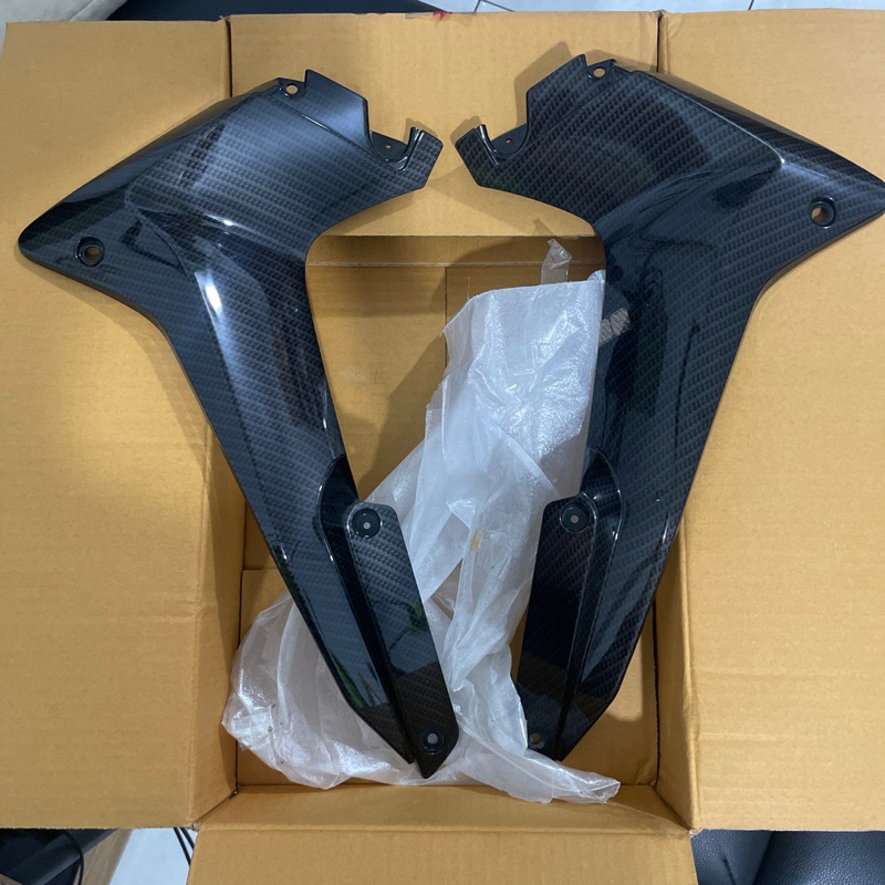 Cover Body Middle Panel R/L CBR 250 R CBU KYJ Carbon Ori