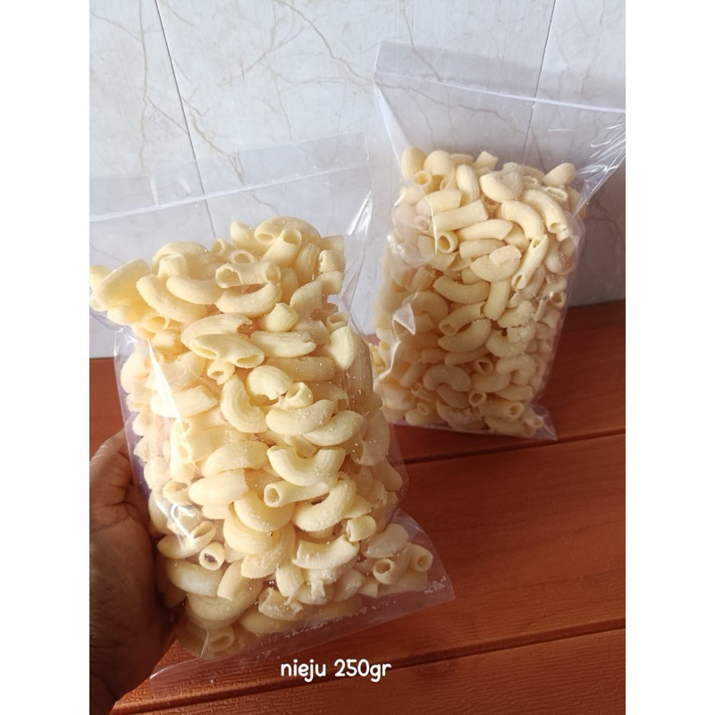 

NIJU / MAKARONI KEJU