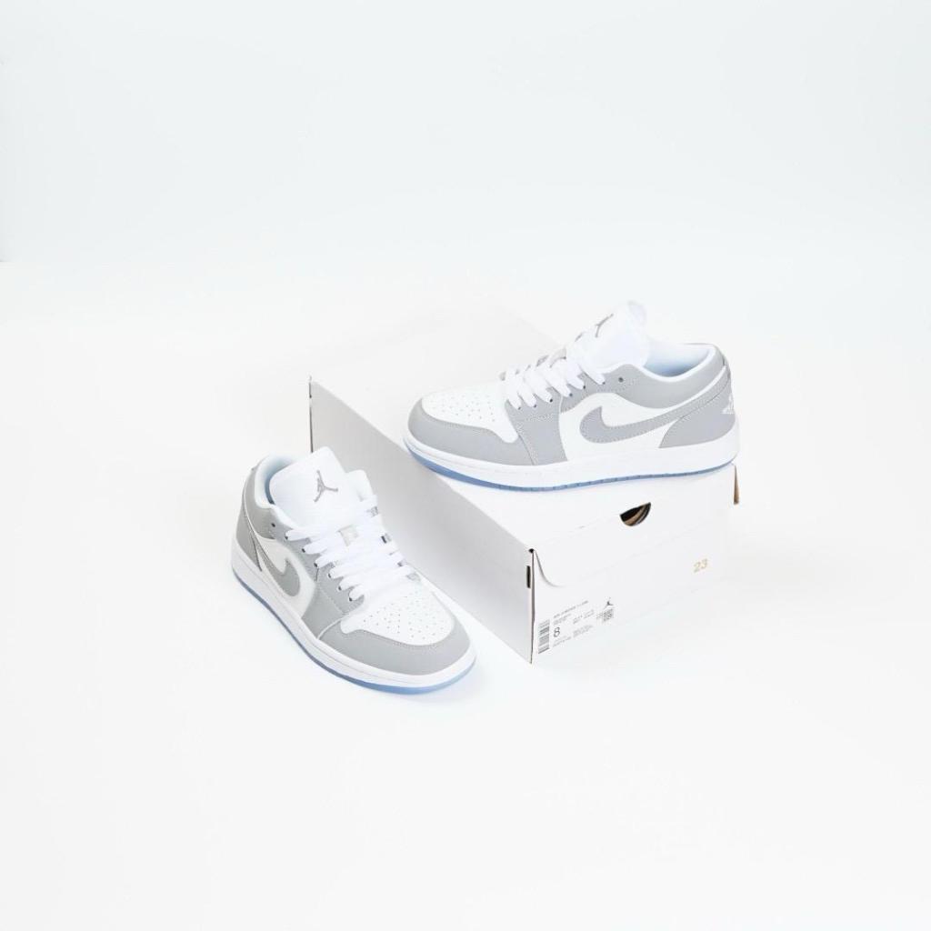 Sepatu Sneaker Air Jordan 1 Low White Wolf Grey