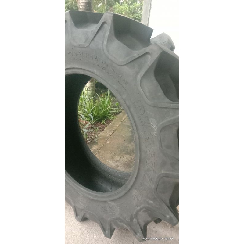 Ban traktor 13.6-26