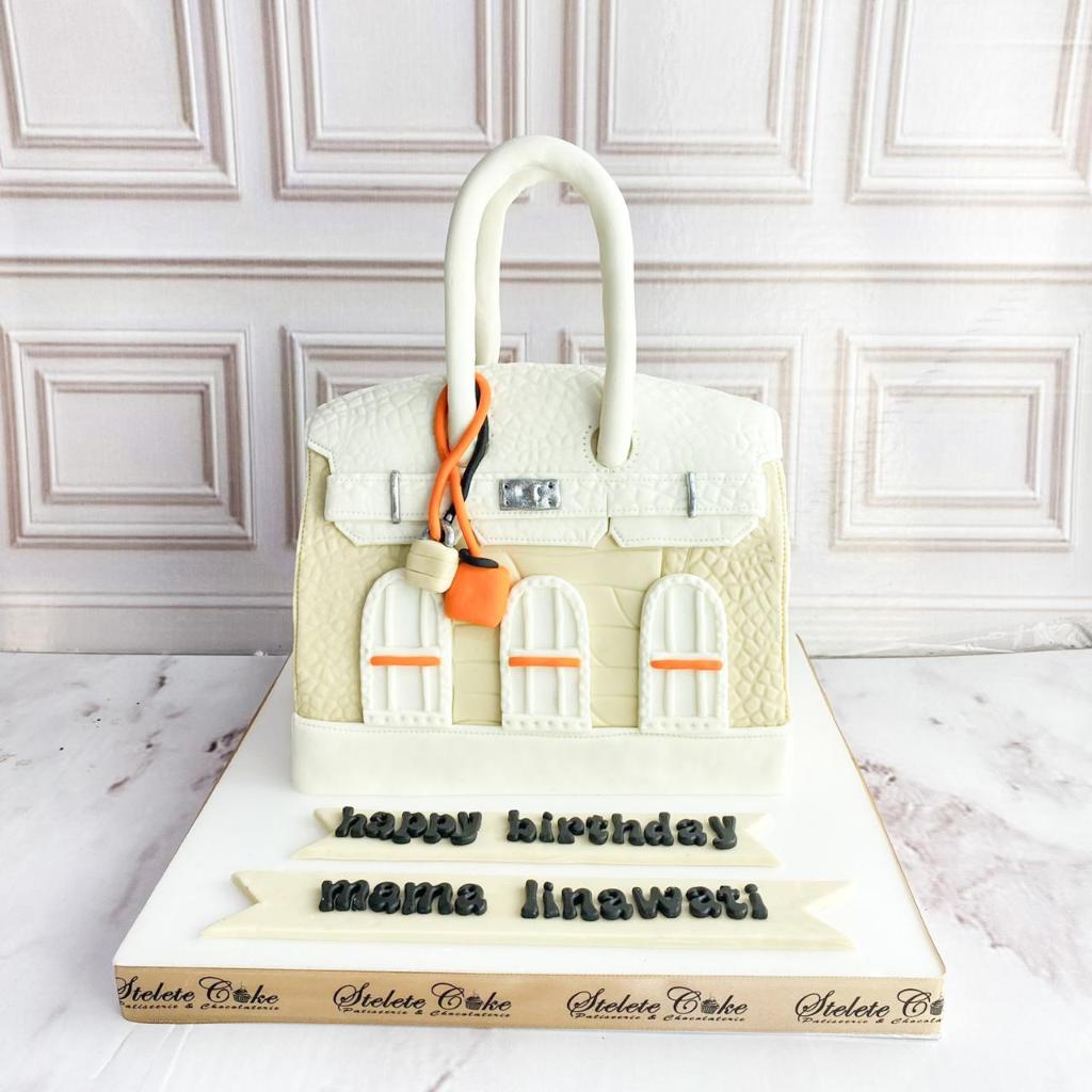 

Kue Ulang tahun/birthday cake/kue birthday tema tas/kue birthday jakarta