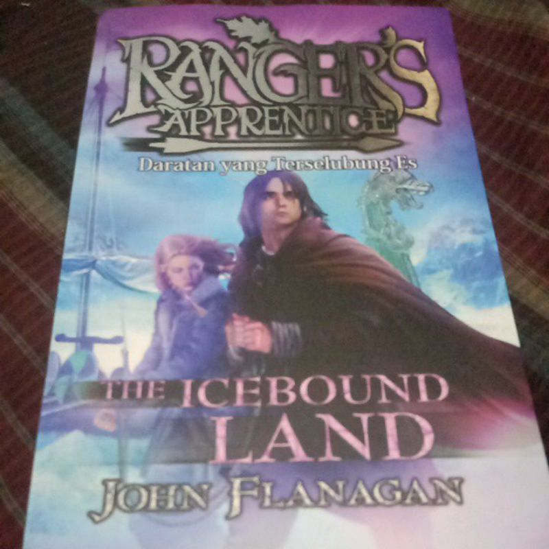 novel rangers apprentice daratan yang terselubung es