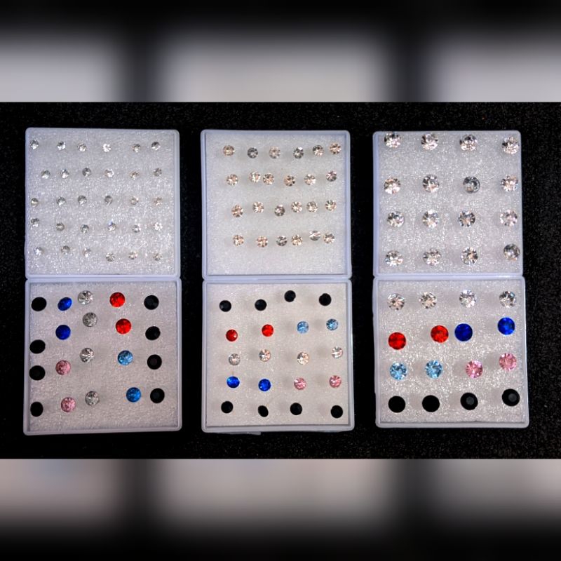 Giwang/Anting Tindik plastik,permata/harga (perbox)