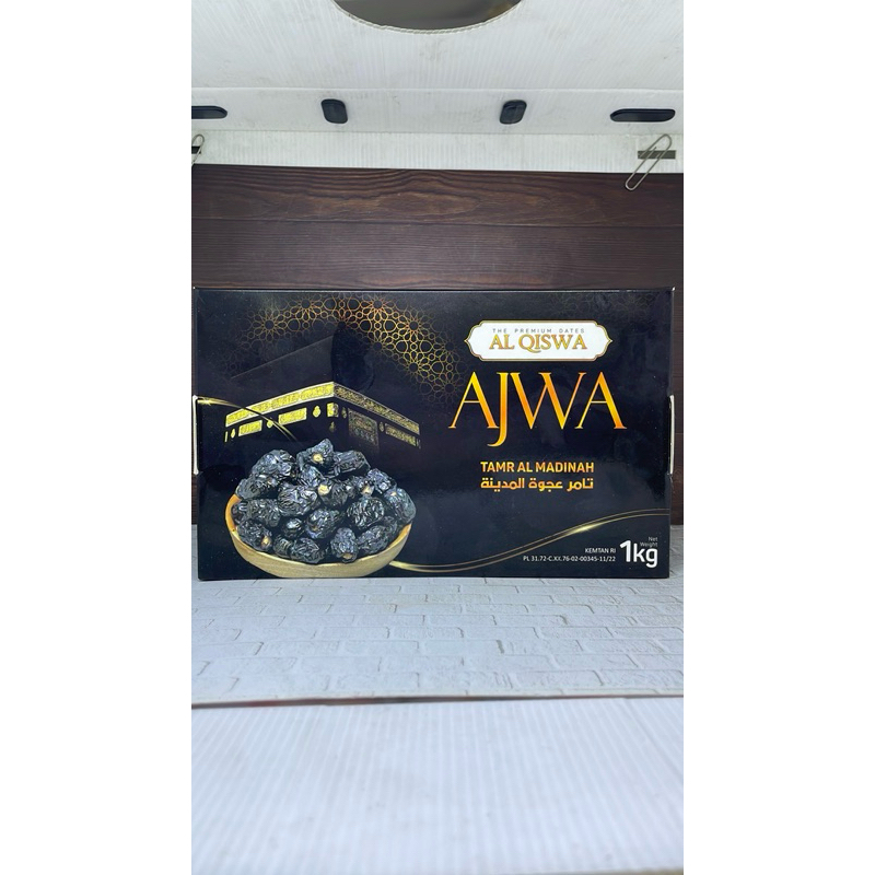 

KURMA AJWA AL-QISWAH 1kg