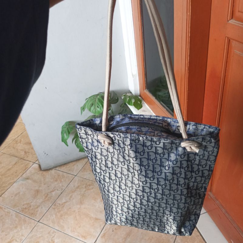 TR Aruna Tote Bag Tali Sumbu Wanita Resleting Terbaru