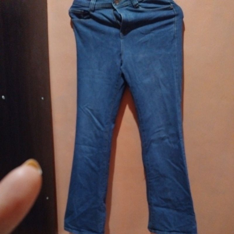 jeans cutbray wanita preloved