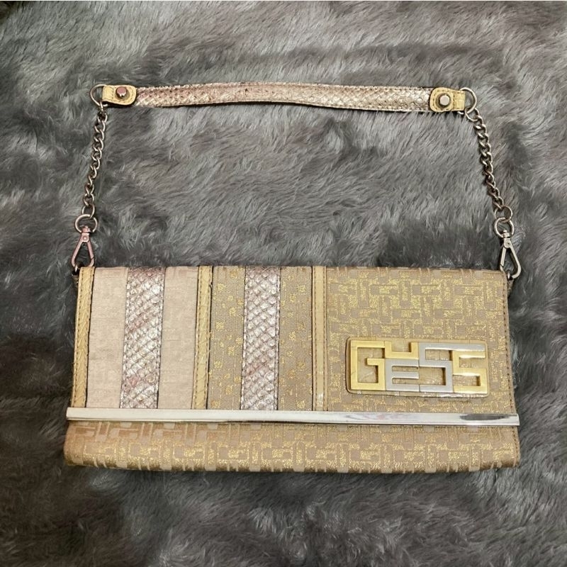 GUESS authentic original vintage Y2k clutch shoulder bag