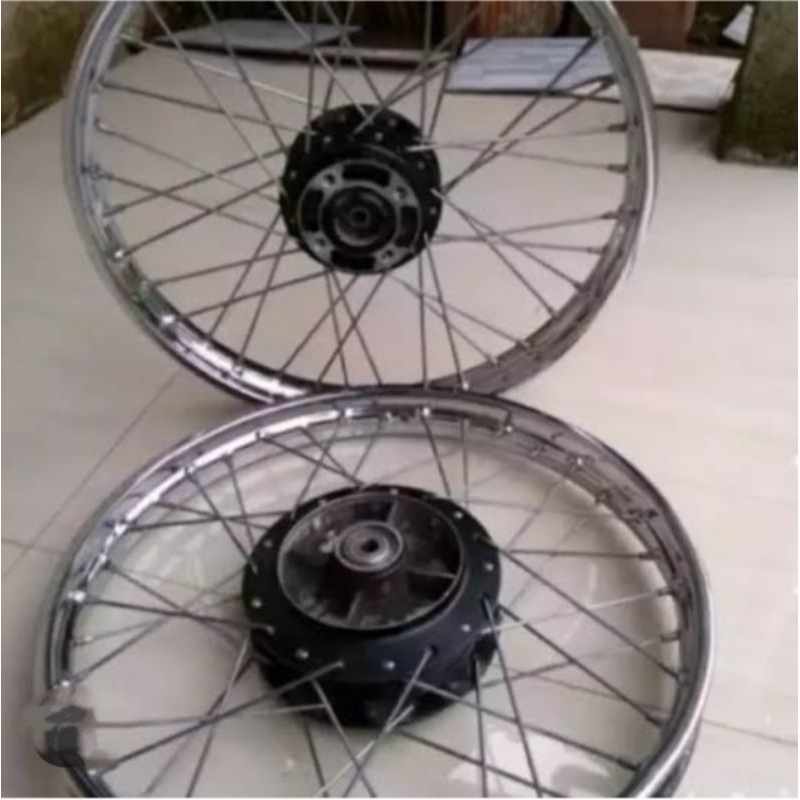 velg jari jari  depan belakang yamaha fiz r vega lama, sigma,  crypton