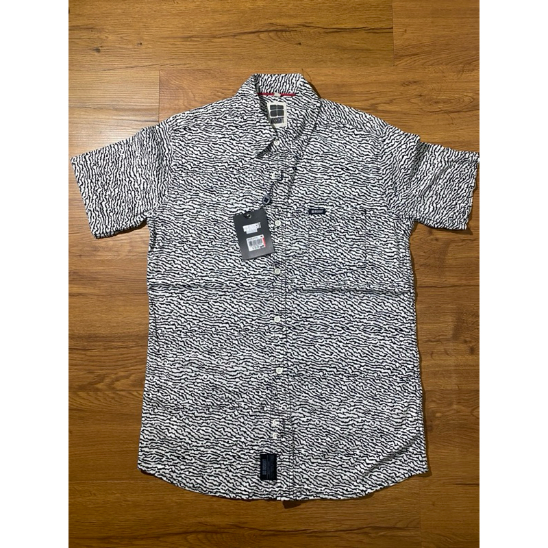 Kemeja insight original 100%