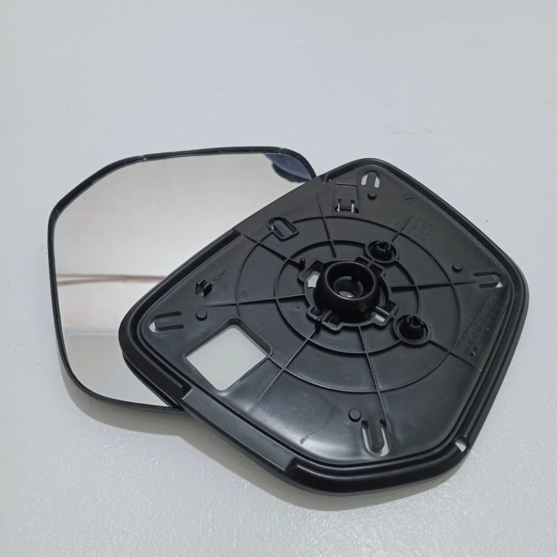 kaca spion mobil  Xpander sport Xpander ultimate Xpander cros Xpander exceed Xpander GLS 100% ORIGIN